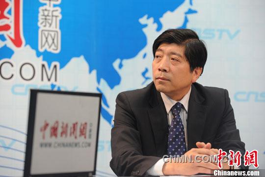 商務部國際貿(mào)易經(jīng)濟合作研究院院長霍建國做客中新網(wǎng)視頻訪談。
