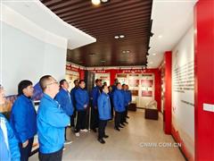 重走革命路聆聽(tīng)英雄情