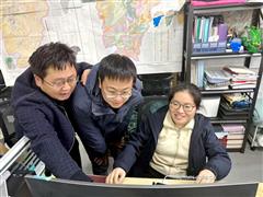 鏗鏘玫瑰環(huán)保一線顯擔當——記江西省地質局第一大隊資環(huán)院副總工程師屠璐倩
